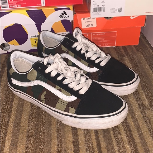 Vans Shoes - Camo Old Soooo Vans